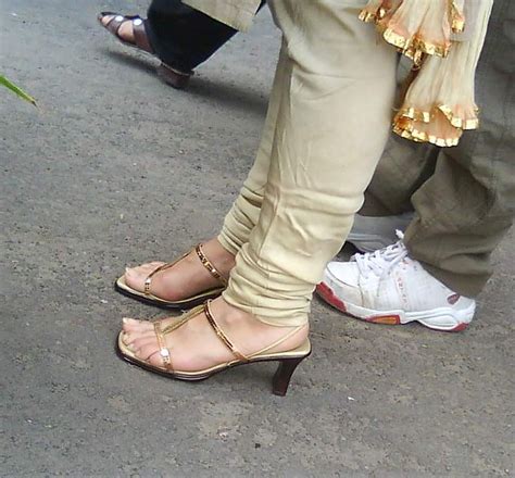 desi feet Search